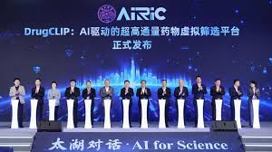 2024第15屆金漫獎》類型敘事與多元題材的成熟，漫畫展現強大商業能量：金漫獎評審團專訪| Openbook閱讀通