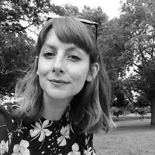 Rebecca Travis's Instagram, Twitter & Facebook