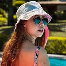 Carolina Prada (@caroenprada)