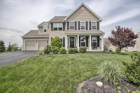 Listed And Sold 219 Fallowfield Drive Leola Pa House Styles Mansions House