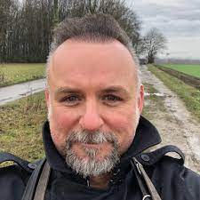 Beste vrienden, gilles heeft nieuws! Marco De Moll Geschaftsfuhrung Dm Sport Und Eventmanagement Gmbh Xing