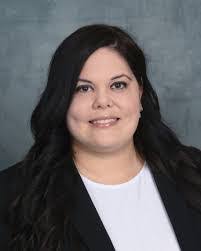 Stephanie Mahn's Instagram, Twitter & Facebook