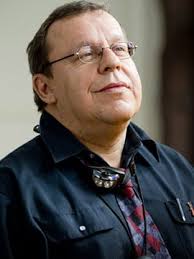 Ne blâmez jamais les bédouins : interview with René-Daniel Dubois