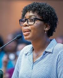 Betsy Belcher's Instagram, Twitter & Facebook