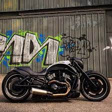 Nightrodbeast On Instagram Awesome Modified Cool Custom Photoshoot Hellyeaharley N Harley Davidson Painting Harley Davidson Art Harley Davidson Gifts