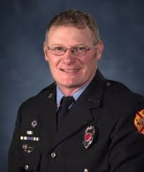 So saddened by the loss of my friend Bob Canaday. I shared this photo of he  and Jackie to them and got "the whole story" LOL. The big fire in 1981 was