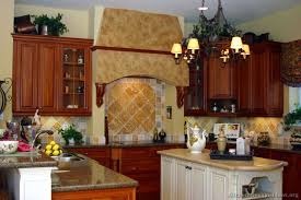 tuscan kitchen design style & decor ideas
