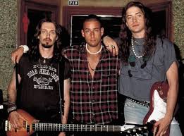 Adam sandler as pip, the not so bright, but loveable guy, rounds out the trio. Airheads 1994 9gag