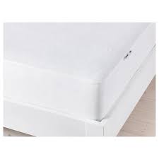 Ikea Gokart Alese Une Alese Composee D Un Melange De Coton Et De Polyester Et D Une Couche Impermeable Qui Empeche Les Liquid Protege Matelas Matelas Ikea