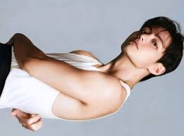 V amazes with his VIBE for Compose Coffee.😍