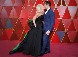 Kelly ripa's instagram posts don't make all her kids cringe, just most of them. Kelly Ripa S Daughter Makes Fun Of Her Parent S Instagram Pda E Online