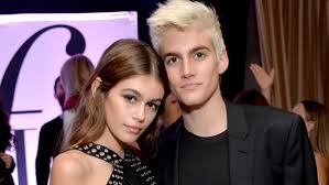 Kaia Gerber Presley Gerber Things To Know About Cindy Crawford S Kids The Hollywood Reporter