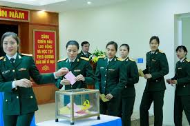 Người phóng viên hỏi anh cương: Ná»¯ Trung Ta Hoa Khoi Pháº¡m Thá»‹ Yáº¿n 35 Tuá»•i Váº«n Danh Trá»n Tinh Yeu Cho