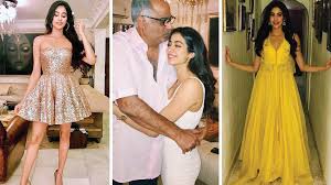Janhvi kapoor latest information and updates: Pictures Jahnvi Kapoor S Mumbai Lokhandwala House Vogue India Vogue India