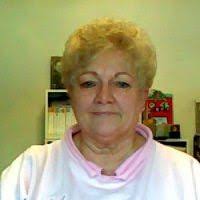 Lark Thompson (larkie13)