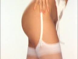 The irresistible allure of Lisa Matthews - Capturing pure feminine power and grace