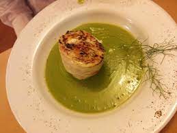 Maybe you would like to learn more about one of these? Tortino Di Pesce Spada Con Cuore Di Formaggio E Pachino Su Vellutata Di Piselli Photo De Povero Pesce Lido Di Ostia Tripadvisor