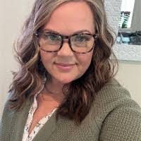 Janelle Erickson's Instagram, Twitter & Facebook