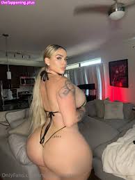 Snowinnhoustonn  https:  snowinnhouston  snowinnhouston__ Фото  обнажённых OnlyFans 82 – The Fappening Plus!