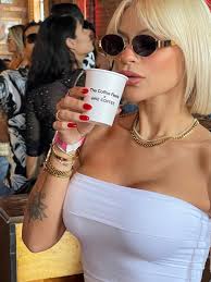 Parte de la experiencia en la mejor Coffee Fiesta de la ciudad de Orlando  @thecoffeefiesta con el mejor café de la ciudad de Orlando  @onecoffeeorlando 🔥☕️ TE LA VAS A PERDER ? #