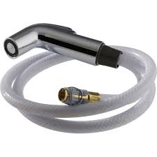 delta side sprayer in chrome rp39345