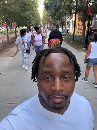 Which is the better remix, sound of silence or zombie