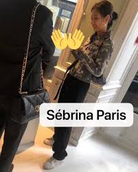 J On Instagram Info Jennie Spotted At Paris With Mommy Kim Blackpink Jennie Blackpinkjennie Blink Ygentertainment Kpop Intersco Blackpink