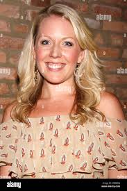 Stephanie Burkett's Instagram, Twitter & Facebook