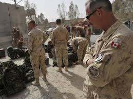 Kabul airport still crowded with afghans trying to leave. Canadian Military Makes Contingency Plans To Evacuate Kabul Embassy As Taliban Advances Worldnewsera