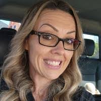 Nicole Hageman's Instagram, Twitter & Facebook