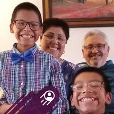 This is called 'Glass Gem Corn' and it's the most beautiful corn in the  world. Never heard of it? Here's everything you need to know. Full article  👇 💬