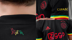 The club is also making matching socks, shorts and a jersey. Uztmuzsmdsburm