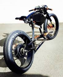 Custom Cruiser E Bikes By Innovative French Cycle Lover Cruiser Custom Cycle Ebikes French Innovative Lo Custom Fahrrad Fahrrad Design Coole Fahrrader