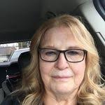 Linda Taulbee's Instagram, Twitter & Facebook