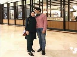 Nazim Bella Sepakat Rahsia Punca Cerai Pelakon Nazim Othman Berkongsi Dua Keping Foto Yang Diambil Sehari Sebelum D Normcore Style Countries Around The World