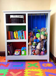 Cela consiste à prendre un meuble ikea (donc pas. 1001 Idees Pour Realiser Un Meuble Rangement Pour Jouets Rangement Jouet Enfant Rangement Enfant Idee Rangement