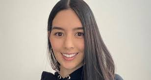 Natalie Barth's Instagram, Twitter & Facebook