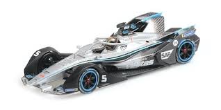 Charles coates / motorsport images the match proved to be a thriller. Formula E Season 6 Mercedes Benz Eq Stoffel Vandoorne Modellauto