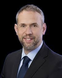 Jacob Entz's Instagram, Twitter & Facebook