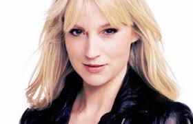 Leverage: Parker [ESFP]