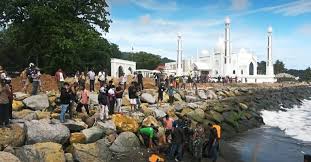 Gambar untuk anak sd juga menjadi salah satu media mengembangkan bakat. Dihantam Ombak Besar Seorang Anak Sd Tenggelam Di Pantai Padang Suararantau Com