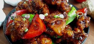 Gaulkan ayam bersama garam dan goreng dibatas api yang besar sehingga separuh masak. Resepi Daging Masak Black Pepper