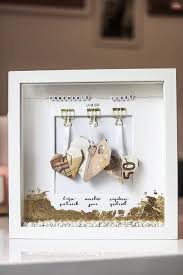 China and crystal may be traditional wedding gifts, but few couples have much use for such finery. Bargeld Fotogeschenk Fur Hochzeit Geburtstag Geburt Creative Money Gifts Wedding Gift Money Wedding Gifts