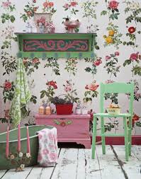 First of all, i've now made it to the amara interior blogging awards to best diy & home improvement blog, so if you could take 10 seconds to vote here, i. Boho Floral Bathroom Annie Sloan