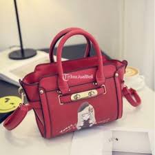 Madebymerche.com jual tas ransel wanita branded lokal dibuat untuk menjangkau banyak pelanggan yang berada jauh dengan toko cabang ataupun toko pusat merche. Tas Wanita Branded Murah Terbaru Import Korea Kulit Mini Sling Bag Di Batam Tribunjualbeli Com