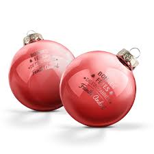 Pour un noël encore plus magique, décorez votre interieur et votre sapin avec des boules de noël personnalisées. Boule De Noel En Verre Gravee Yoursurprise