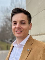 Jacob Suter's Instagram, Twitter & Facebook