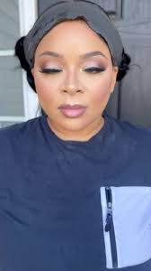 Erika Hutchinson's Instagram, Twitter & Facebook