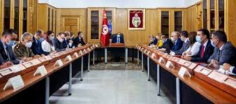 Quel est le sens de la vie pour nous? Tunisie Presidence Du Gouvernement Un Sens Des Priorites Qui N A Pas De Sens Tunisie