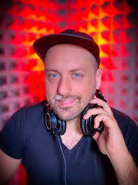 Vincent Castagna's Instagram, Twitter & Facebook